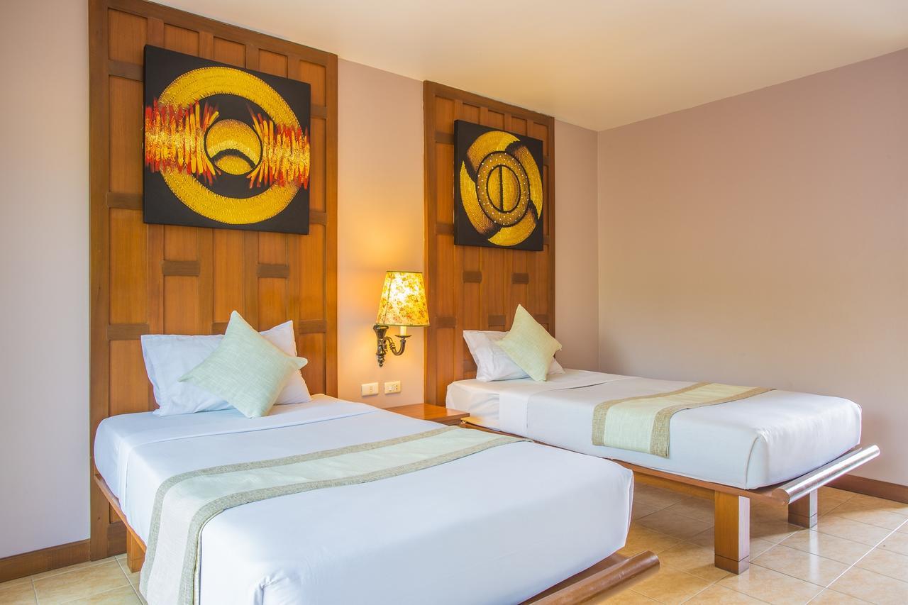 First Resort Albergo Patong 외부 사진