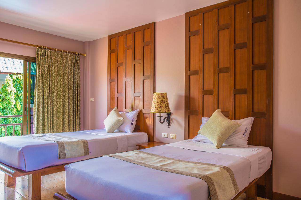 First Resort Albergo Patong 외부 사진