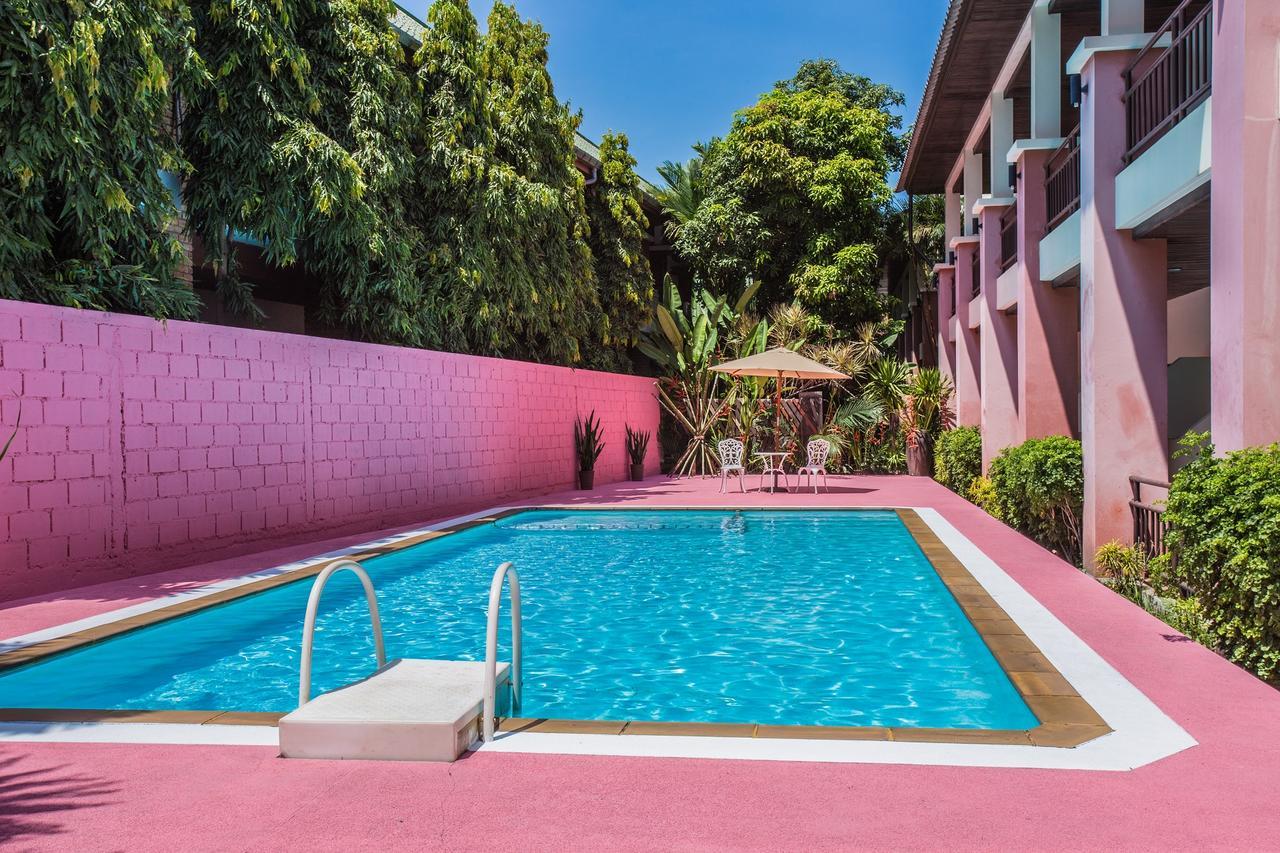 First Resort Albergo Patong 외부 사진