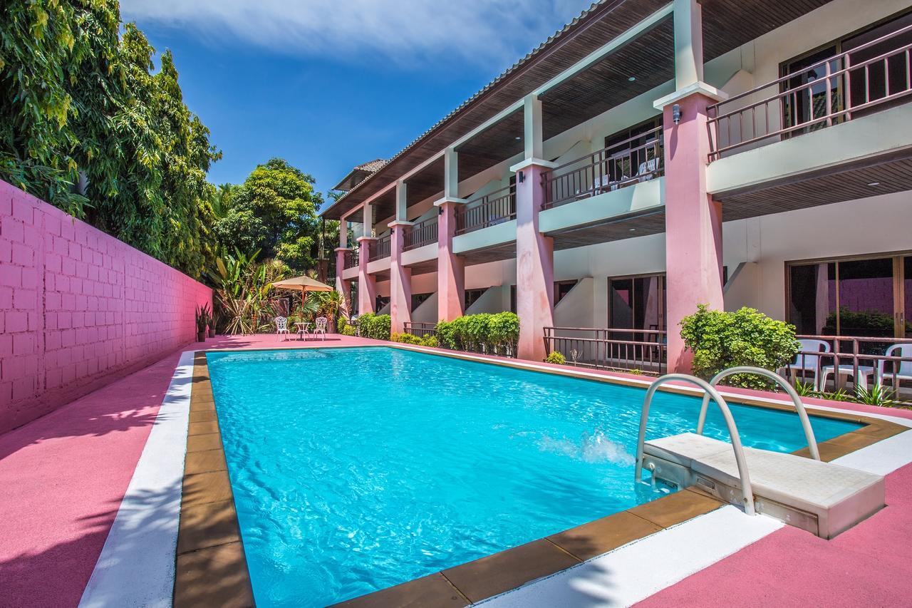 First Resort Albergo Patong 외부 사진